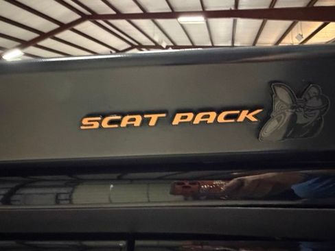 Used 2022 Dodge Challenger R/T Scat Pack RWD image 10