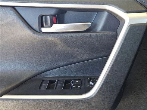 Used 2021 Toyota RAV4 XSE image 6