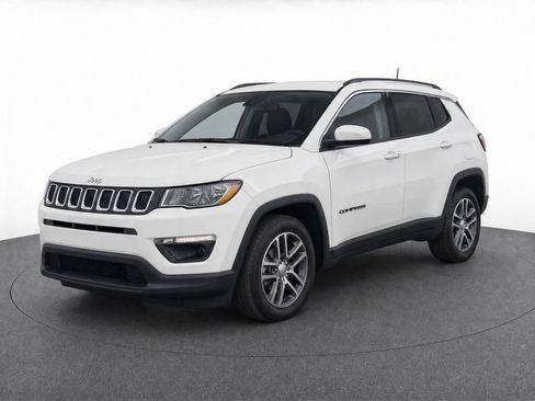 Used 2020 Jeep Compass Latitude FWD image 7