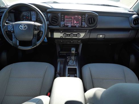 Used 2020 Toyota Tacoma SR image 10