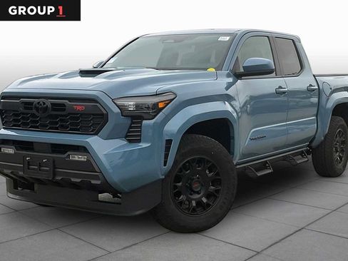 Used 2026 Toyota Tacoma TRD Sport image 1