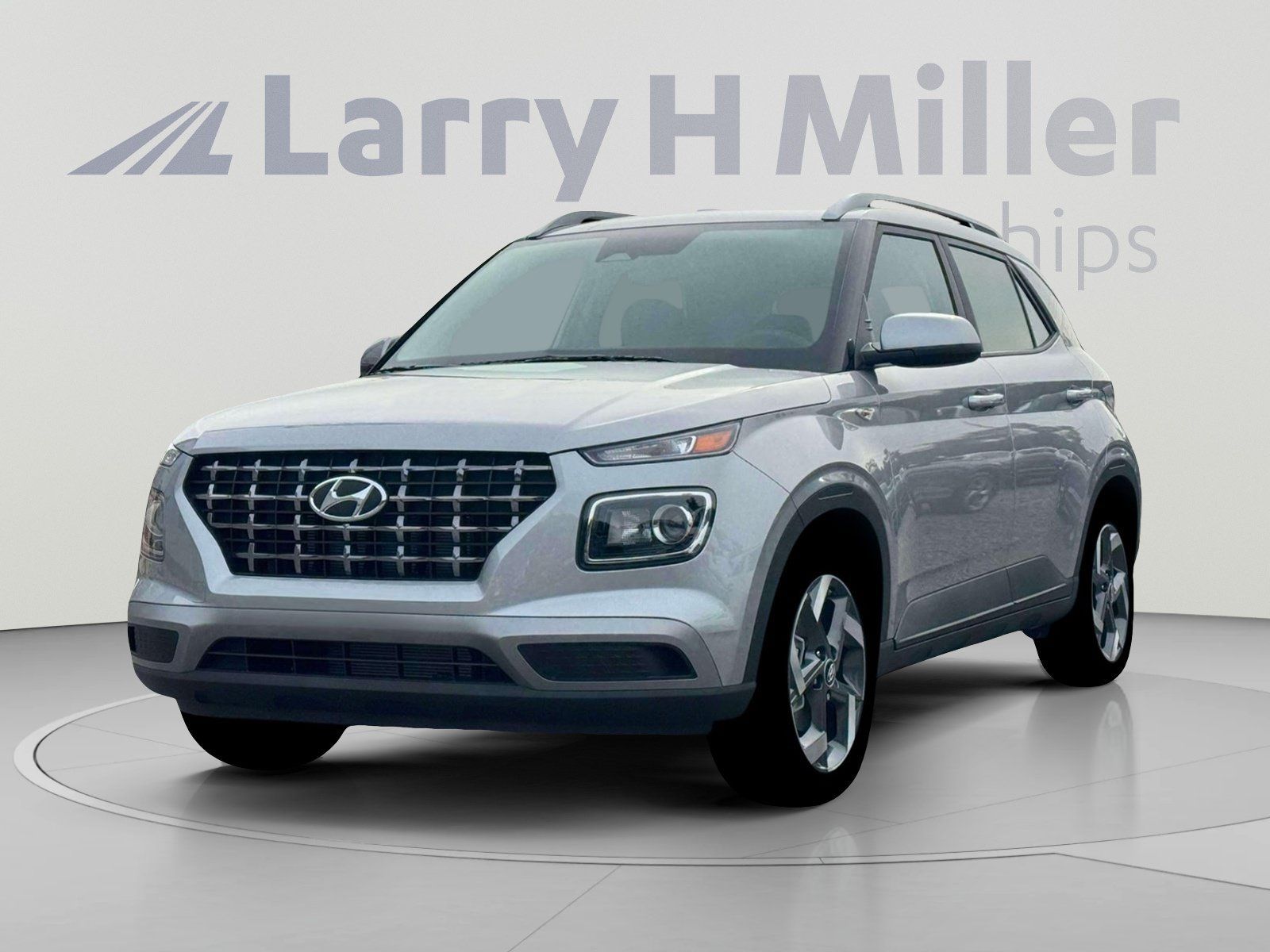 Used 2026 Hyundai Venue SEL FWD image 1