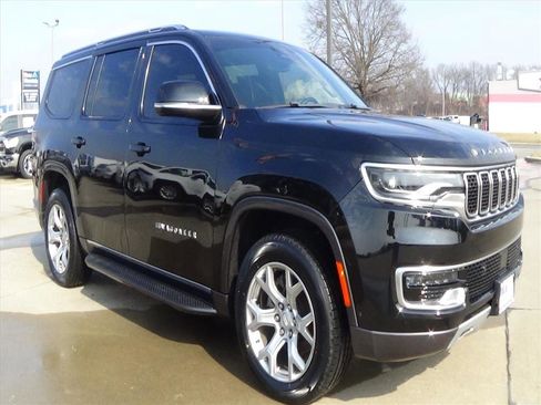 Used 2022 Jeep Wagoneer Series II image 4