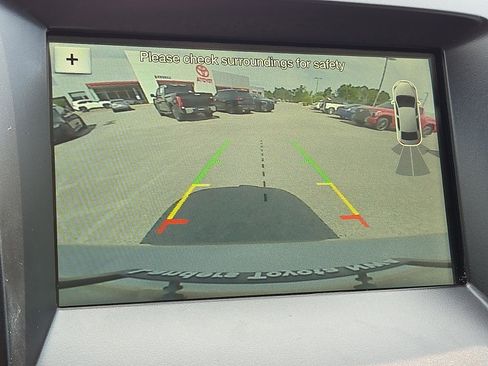 Used 2018 Ford Edge Titanium w/ Technology Package FWD image 18