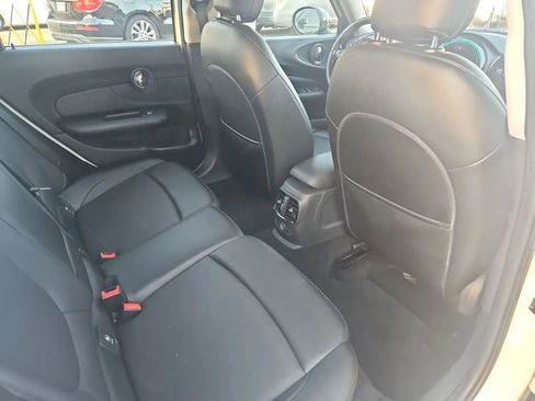 Used 2016 MINI Cooper Clubman image 12