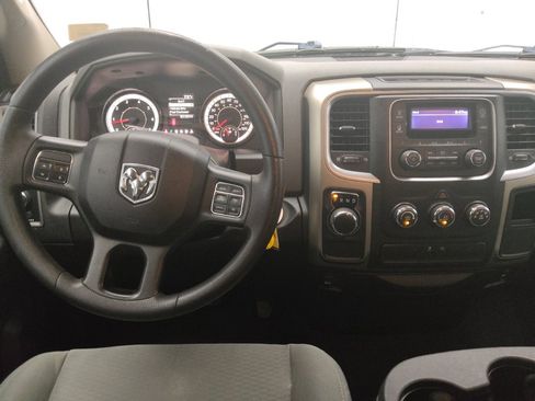 Used 2019 RAM 1500 Express RWD image 22