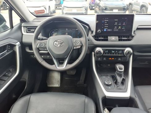 Certified 2023 Toyota RAV4 XLE Premium AWD/4WD image 9