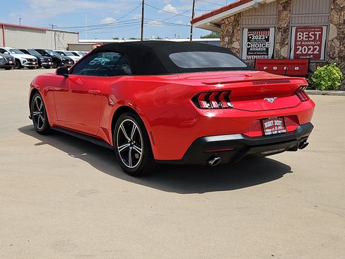 Used 2024 Ford Mustang Premium RWD image 3