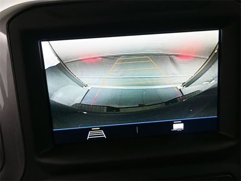 Used 2022 Chevrolet Silverado 2500 Custom w/ Custom Convenience Package image 6