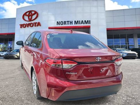 Used 2026 Toyota Corolla LE FWD image 3