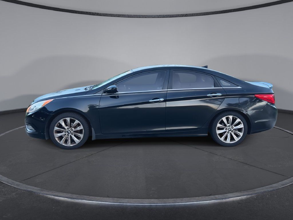 Used 2013 Hyundai Sonata SE FWD image 5