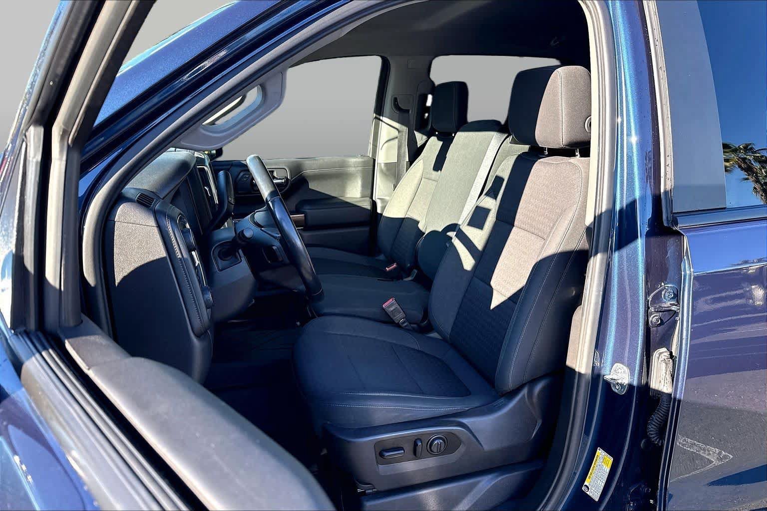 Used 2021 Chevrolet Silverado 1500 RST w/ Bed Protection Package RWD image 7