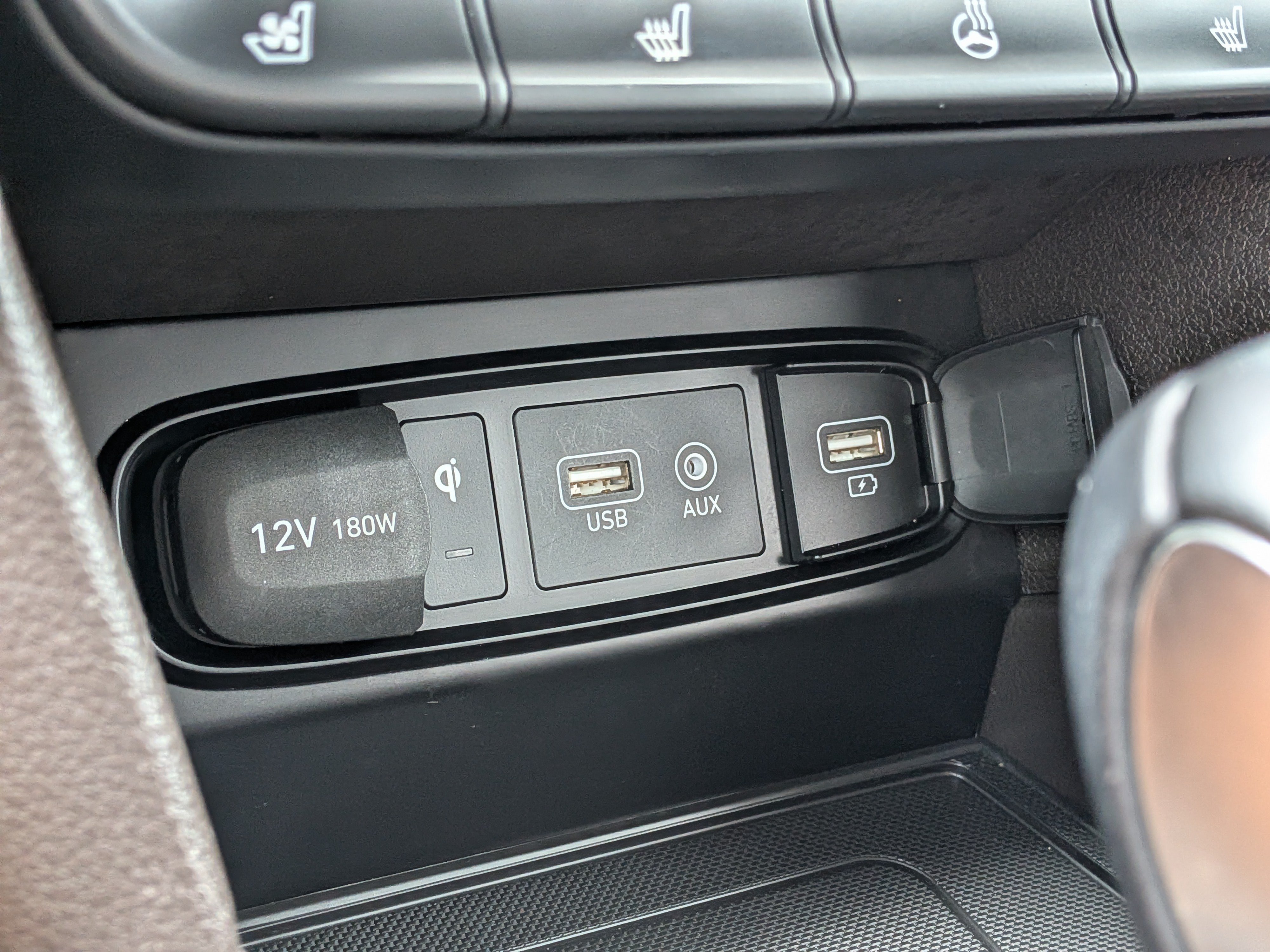 Used 2019 Hyundai Santa Fe FWD image 32