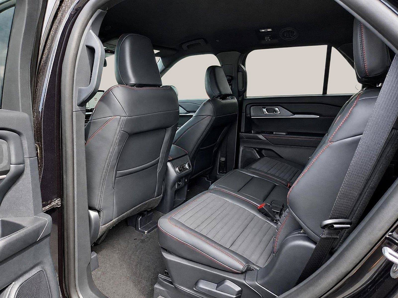New 2026 Ford Explorer ST-Line w/ Premium Package RWD image 11
