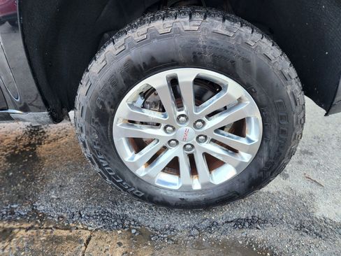 Used 2017 GMC Canyon SLT w/ Driver Alert Package image 6