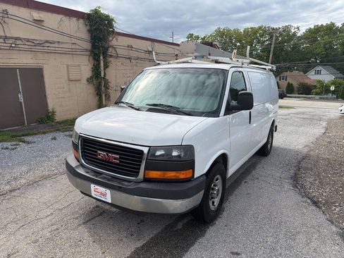 Used 2016 GMC Savana 2500 w/ Savana Pro Plus Package RWD image 4