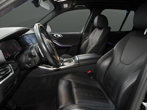 Used 2021 BMW X5 xDrive40i w/ M Sport Package image 17