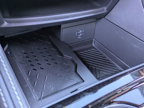 New 2026 Chrysler Pacifica Limited w/ S Appearance Package image 23