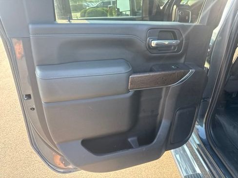 Used 2020 GMC Sierra 3500 Denali w/ Denali Ultimate Package AWD/4WD image 23