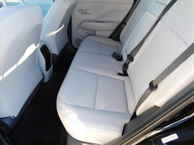 Used 2025 Hyundai Kona SEL FWD image 25