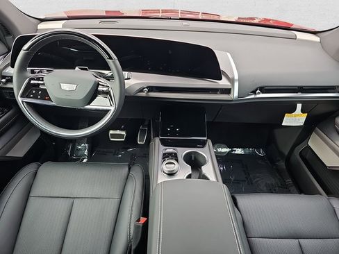 New 2026 Cadillac Vistiq Sport w/ LPO, Floor Liner Package image 9