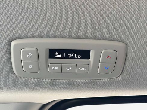 New 2026 Kia Carnival FWD image 13