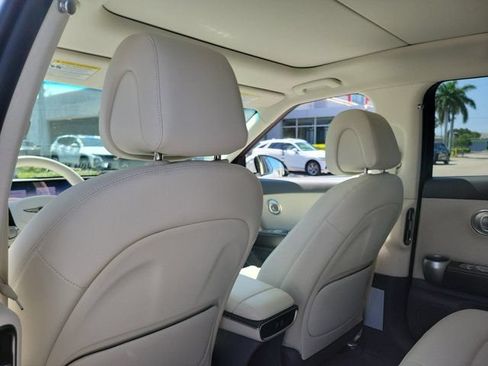 New 2026 Genesis GV60 RWD image 7