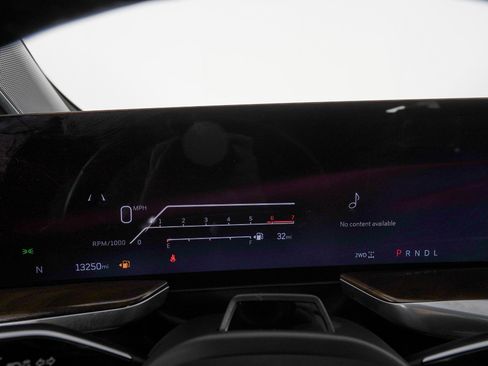 Used 2025 Cadillac Escalade Sport Platinum w/ LPO, ONYX Package image 22