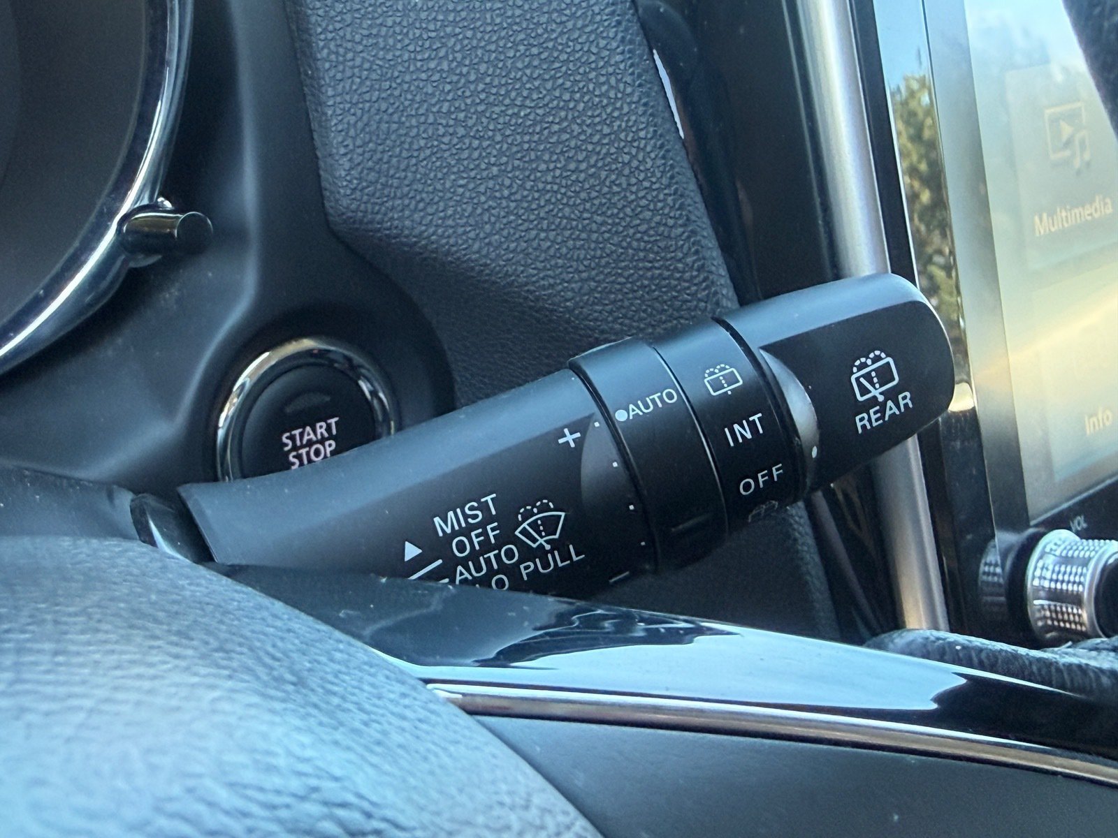 Used 2024 Mitsubishi Outlander Sport SE AWD/4WD image 23