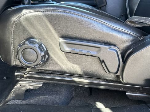 Used 2021 Jeep Wrangler Unlimited Sahara w/ Dual Top Group image 19