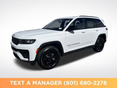 New 2026 Jeep Grand Cherokee Altitude