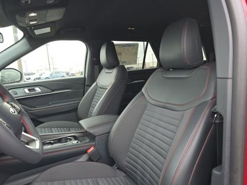 New 2026 Ford Explorer ST-Line image 13