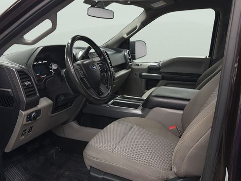 Used 2018 Ford F150 XLT w/ Equipment Group 302A Luxury AWD/4WD image 10