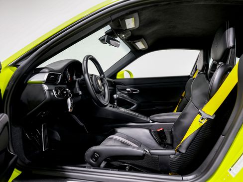 Used 2018 Porsche 911 GT3 image 20