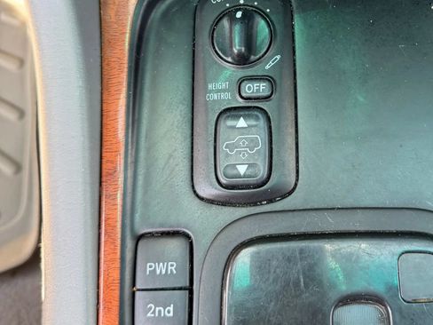 Used 1999 Lexus LX 470 4WD image 13