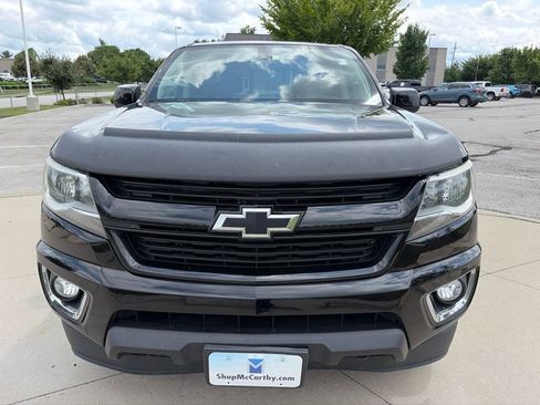 Used 2017 Chevrolet Colorado LT w/ Midnight Edition AWD/4WD image 3