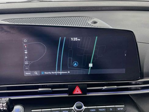 Certified 2024 Hyundai Elantra SEL FWD image 13