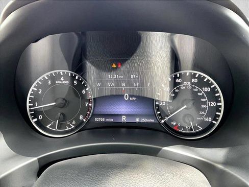 Used 2022 Nissan Armada SV w/ SV Appearance Package RWD image 22