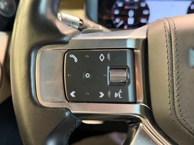 Used 2021 Land Rover Discovery HSE R-Dynamic AWD/4WD image 26