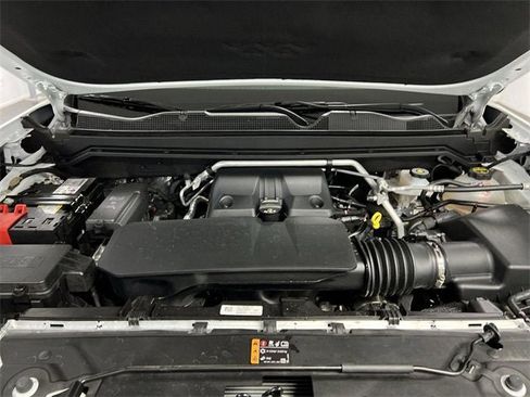 Certified 2024 GMC Canyon AT4 image 29