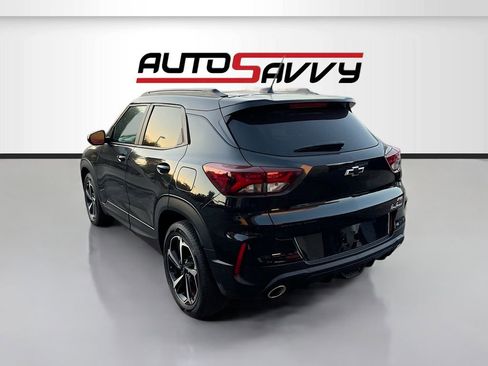 Used 2023 Chevrolet TrailBlazer RS w/ Sun and Liftgate Package FWD image 5