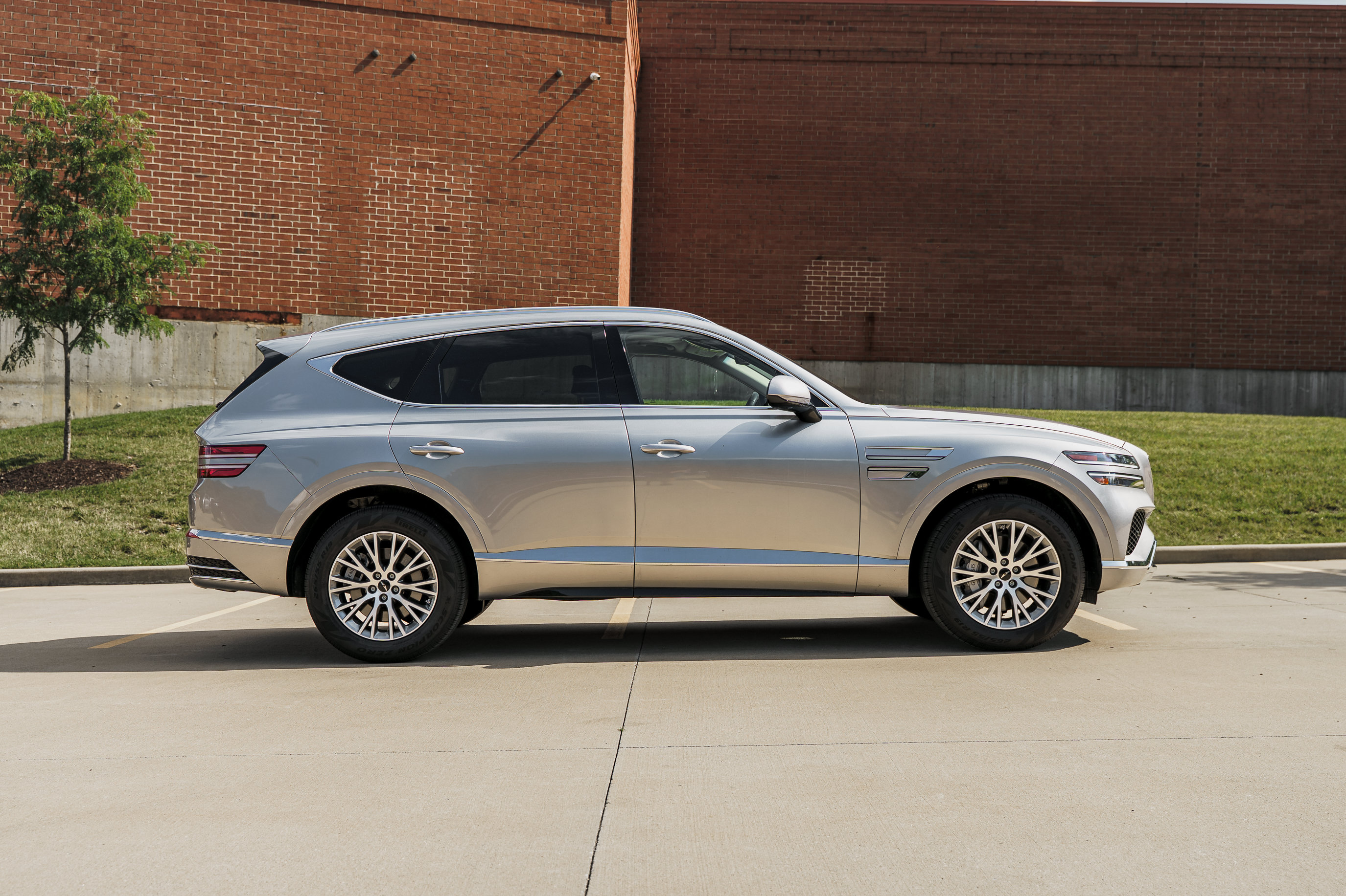 Used 2026 Genesis GV80 2.5T AWD/4WD image 3