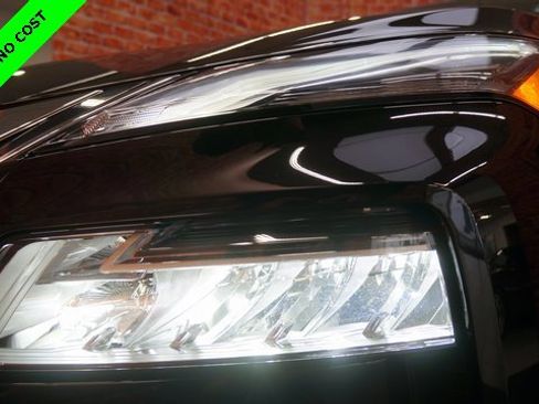 Used 2022 Nissan Rogue SV image 63