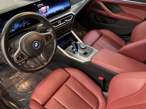 Certified 2023 BMW i4 eDrive40 w/ M Sport Package image 4