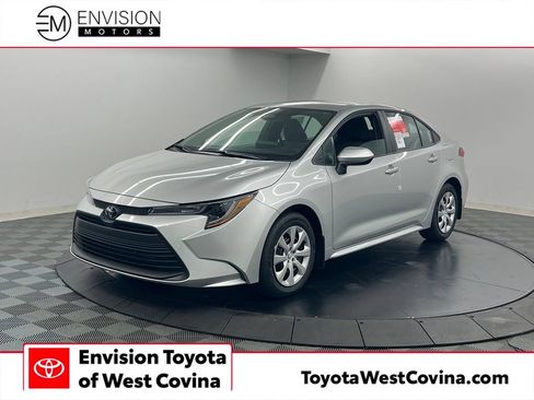 Used 2026 Toyota Corolla LE FWD image 1