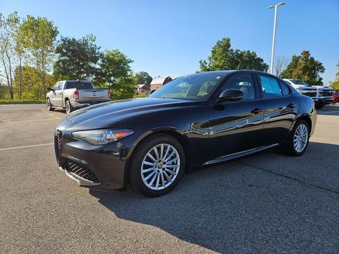 Used 2022 Alfa Romeo Giulia Sprint image 3