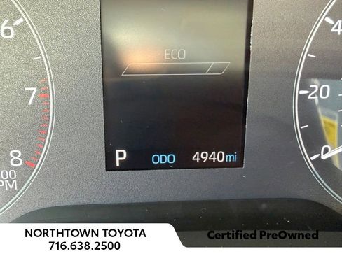 Used 2023 Toyota Corolla LE image 7