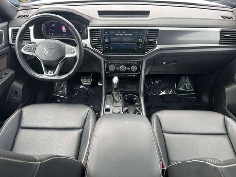 Used 2023 Volkswagen Atlas Cross Sport SEL R-Line image 13