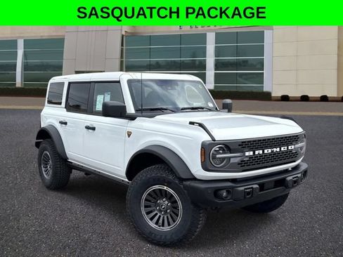 New 2026 Ford Bronco Badlands AWD/4WD image 1
