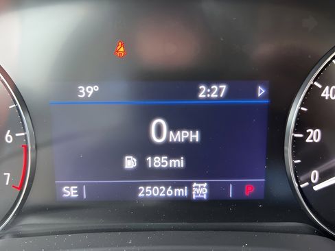 Used 2022 Buick Envision Preferred image 21